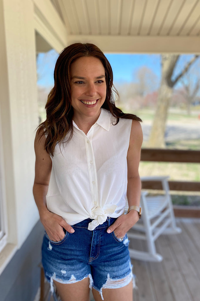 Lillie Off White Sleeveless Button Down