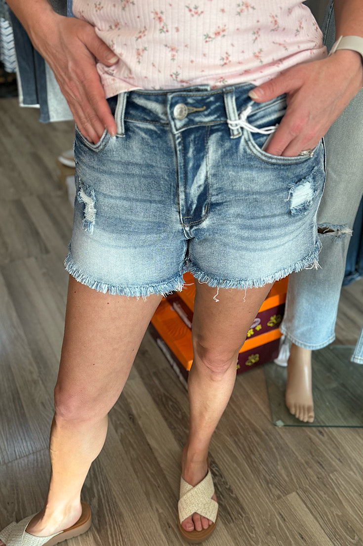 Zoey Distressed Raw Hem Denim Shorts (2 colors}
