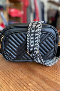 The Emily Medium Crossbody Bag {3 colors}