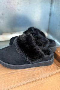 Breckyn Fur Lined Clog Slippers {2 colors}