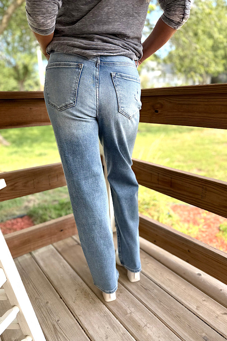 Charlee Medium Washed Dad Jean by Cello
