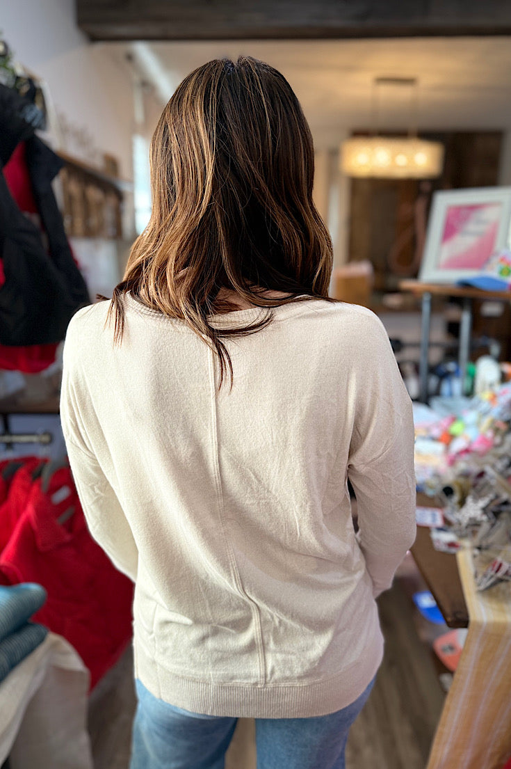 Ellan Ivory Hacci Pullover