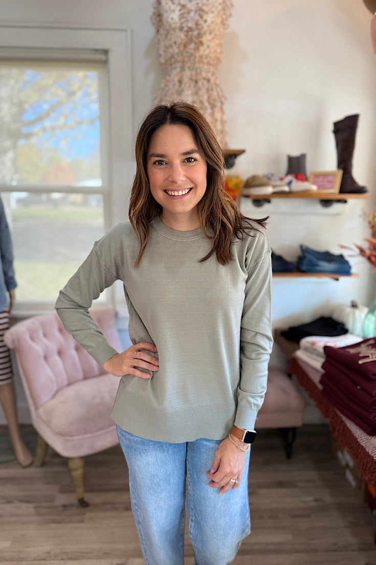 Issic Lightweight Sage Side Slit Sweater