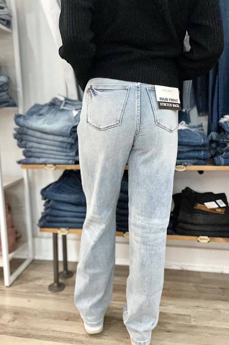 Jaysa Rigid Magic 90s Straight Denim