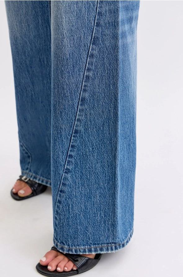 Chandler Wide Leg Curved Seam Denim